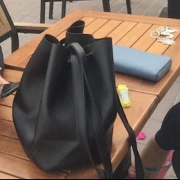 Black Drawstring Bucket Bag - Picture 3 of 4